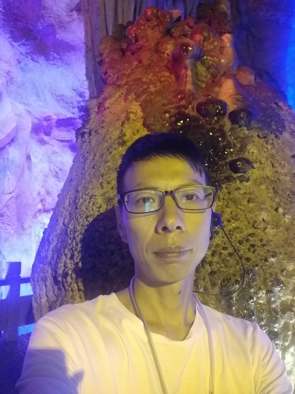 红叶的第一张照片--天台上门女婿服务网